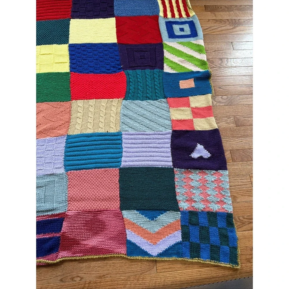 HANDMADE CROCHET GRANNY SQUARE AFGHAN/ THROW 74